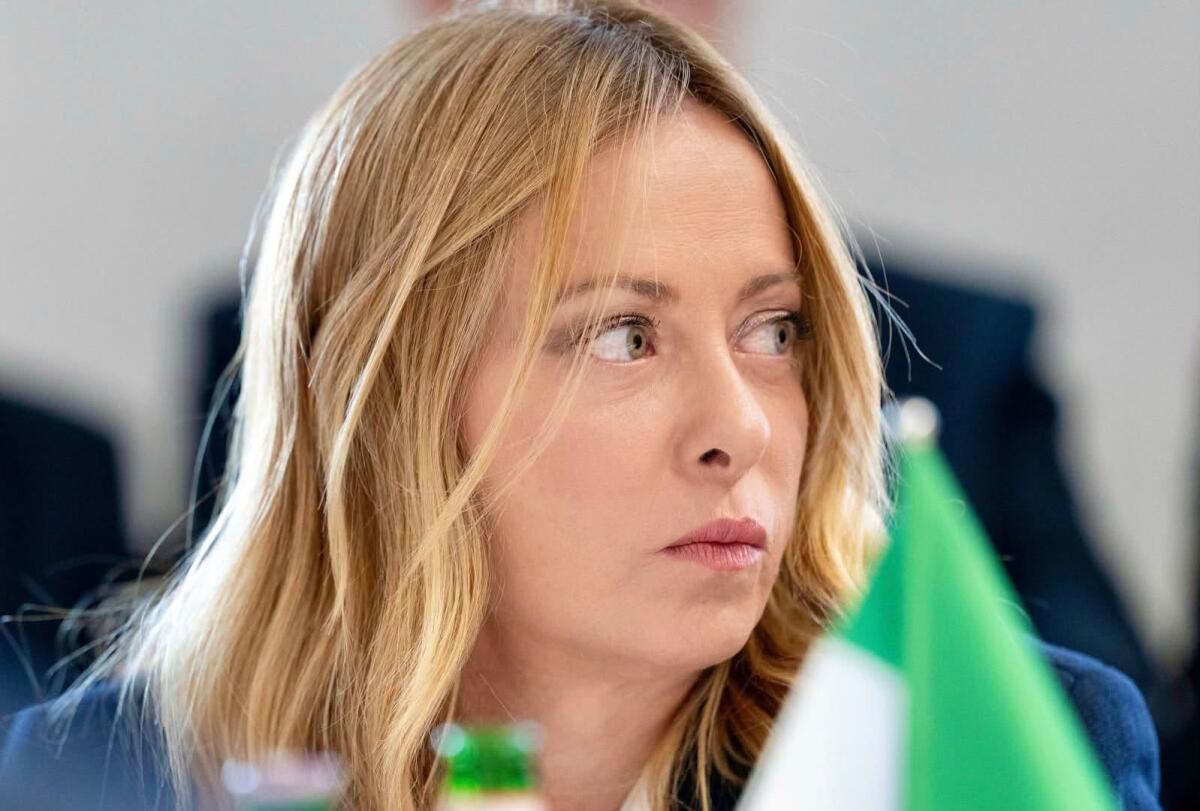 Meloni a Bruxelles: richiamo alla sinistra e l’asse Parigi‑Berlino su automotive ed ETS - 
