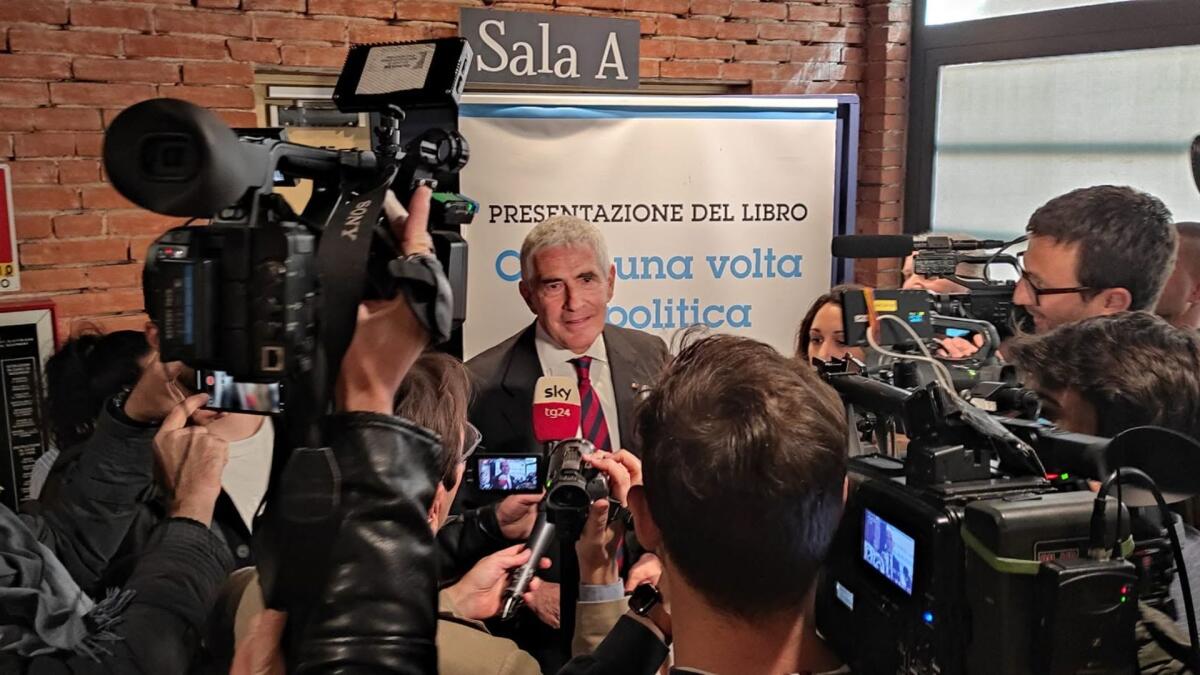 Pier Ferdinando Casini annuncia: non si ricandida, dopo 44 anni lascia il Parlamento - 