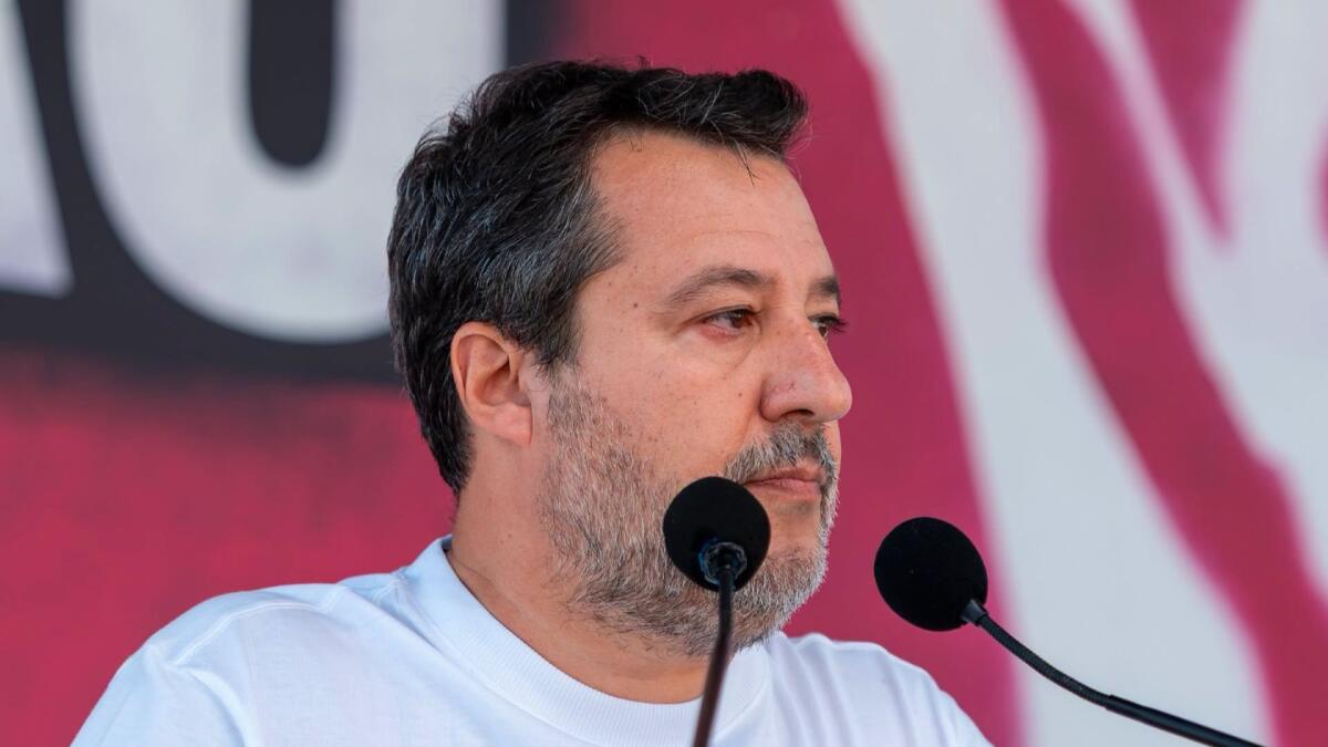Lega, Salvini si dimette: nuova segreteria e simbolo 'aggiornato' in vista del congresso - 