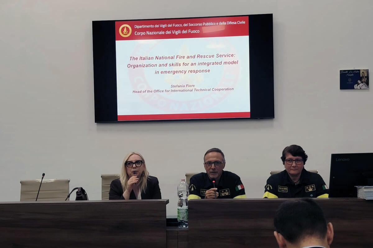 Delegazione bulgara dei Vigili del Fuoco ricevuta a Palermo per cooperazione e formazione - 