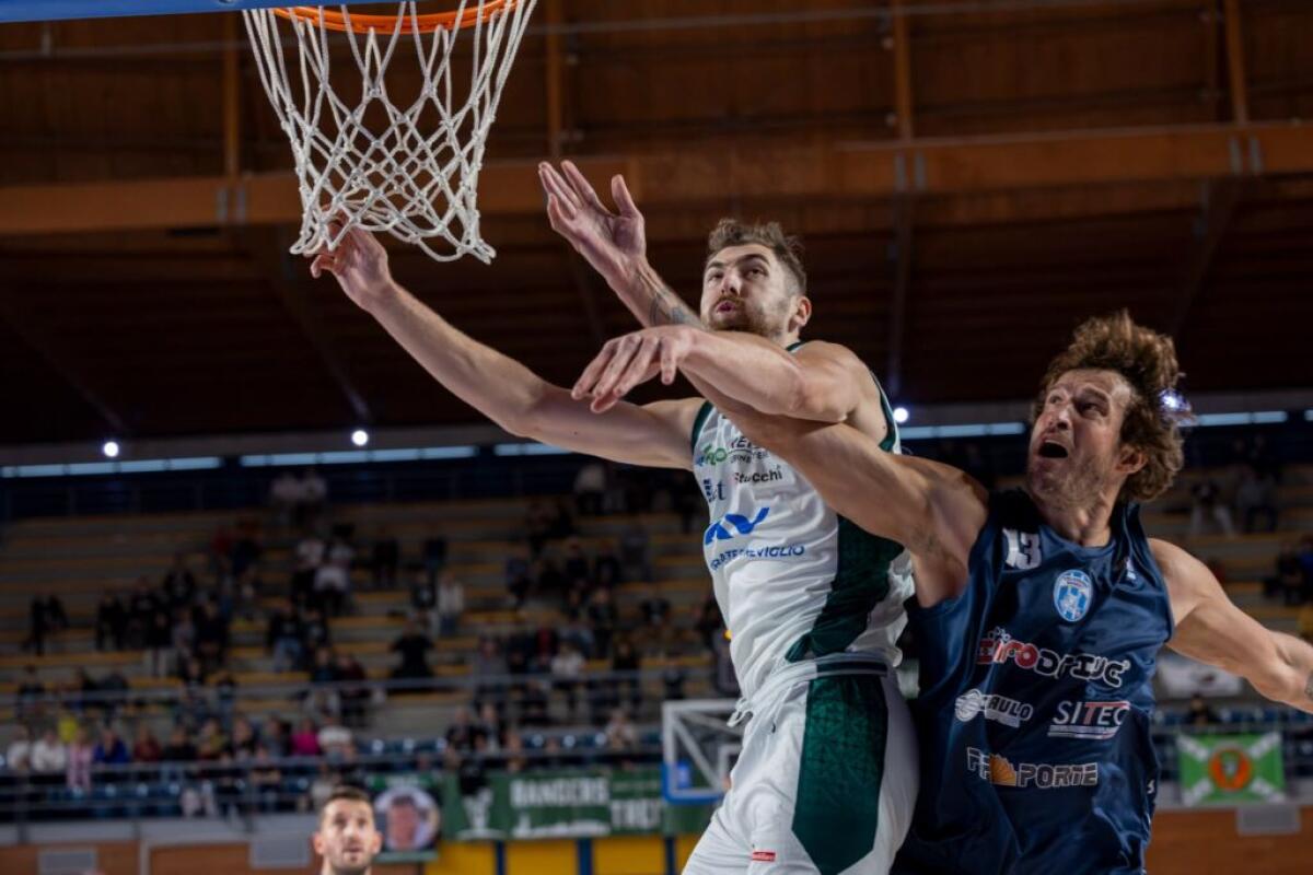 Infodrive Capo d'Orlando cede a Treviglio 100-77: Bolignano chiede scusa e invoca reazione - 