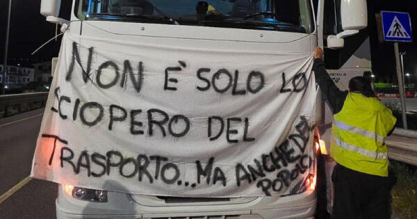 Sicilia, nuova protesta in autostrada: carovane da Catania e Messina verso Calatabiano