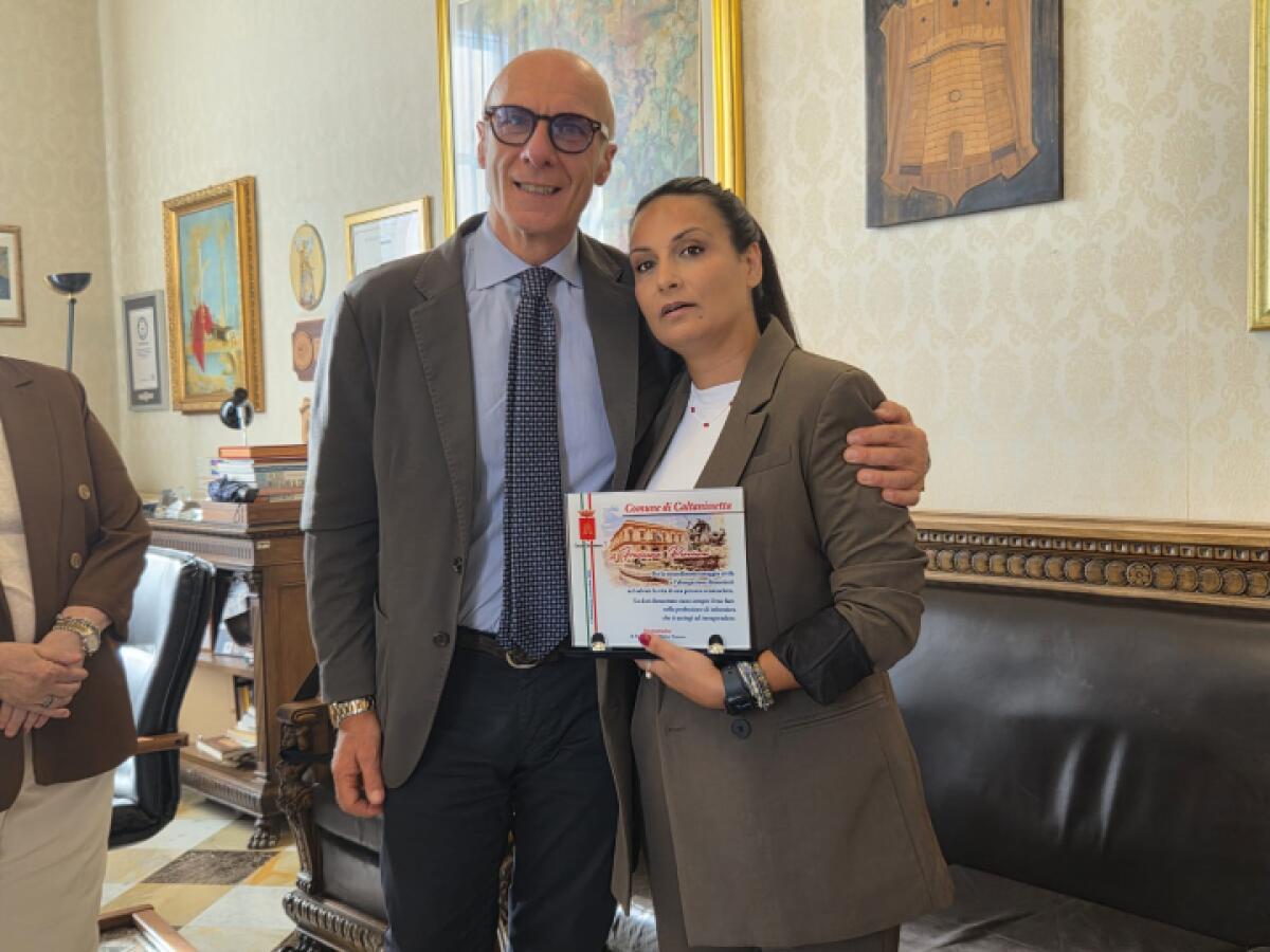 Caltanissetta premia Francesca Perriera, la studentessa che ha salvato un automobilista in autostrada - 