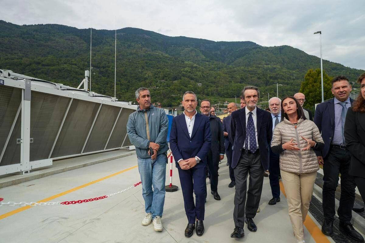 Trasporti: H2iseO, presidente Fontana e assessore Lucente in visita a impianti idrogeno - 