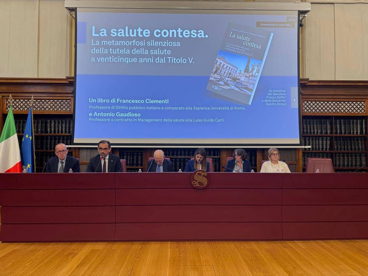 A 25 anni dalla riforma del Titolo V della Costituzione, presentato in Senato il libro 'La salute contesa' - 