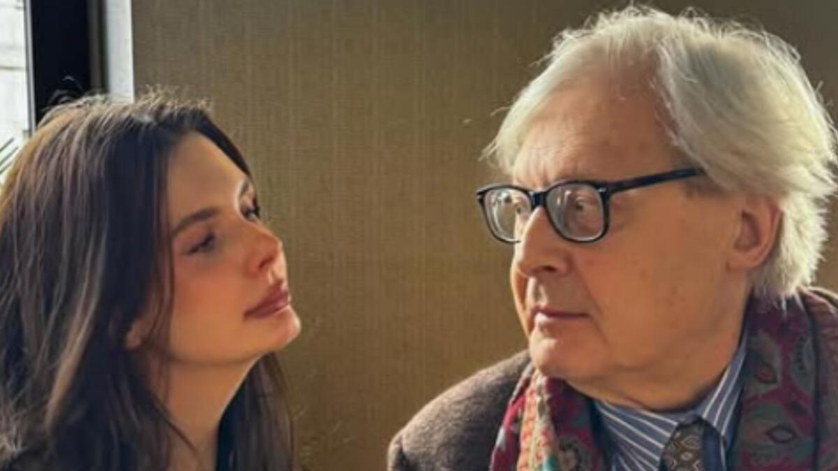 Vittorio Sgarbi in rianimazione, la figlia Evelina accusa: «Lo hanno esibito tutta l’estate» - 