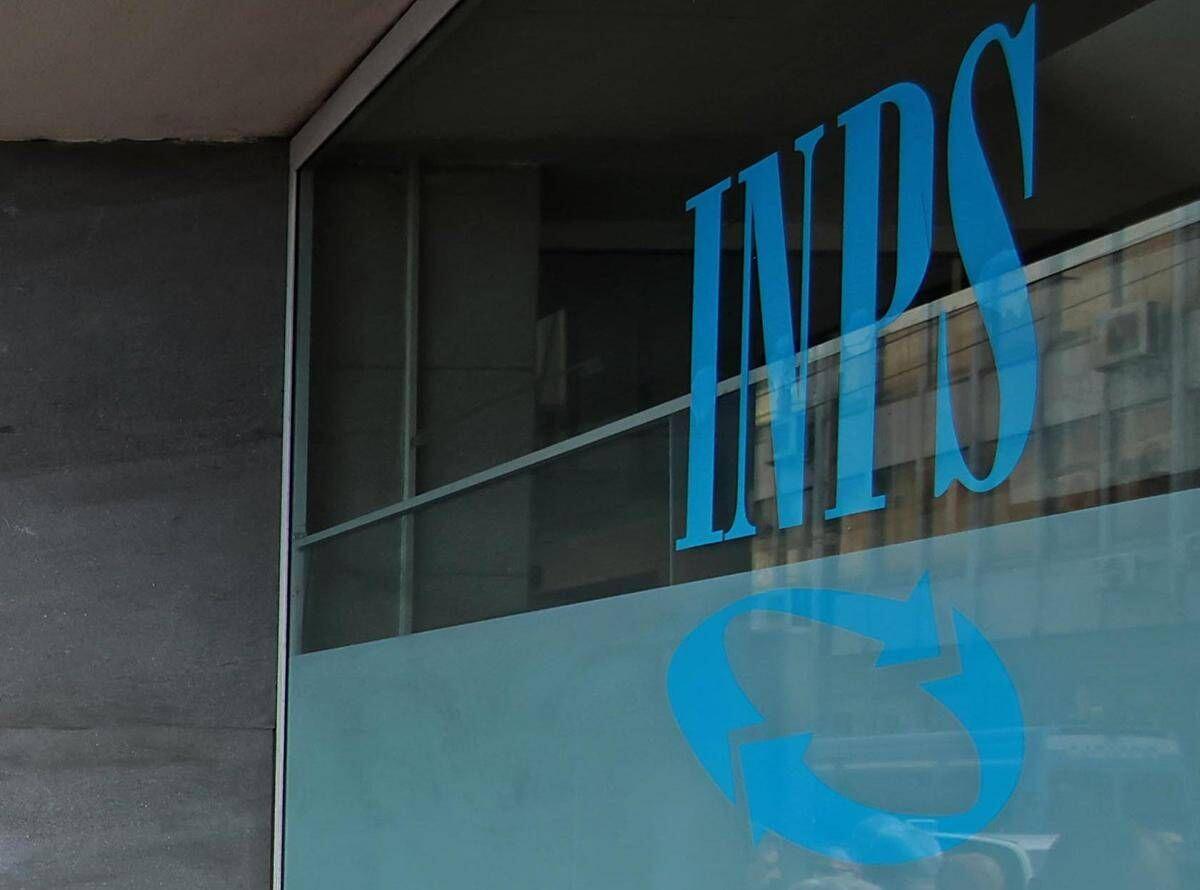 Pensioni, pagamento dal 2 novembre: conguagli 730 sul cedolino e dal 2027 notifiche digitali con Send - 
