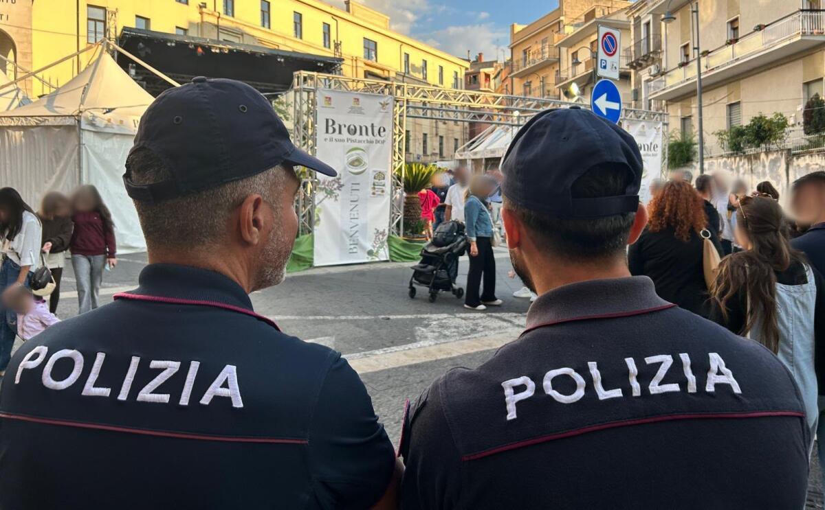Ubriaco molesta coppia alla Sagra del Pistacchio di Bronte: 60enne bloccato e denunciato - 