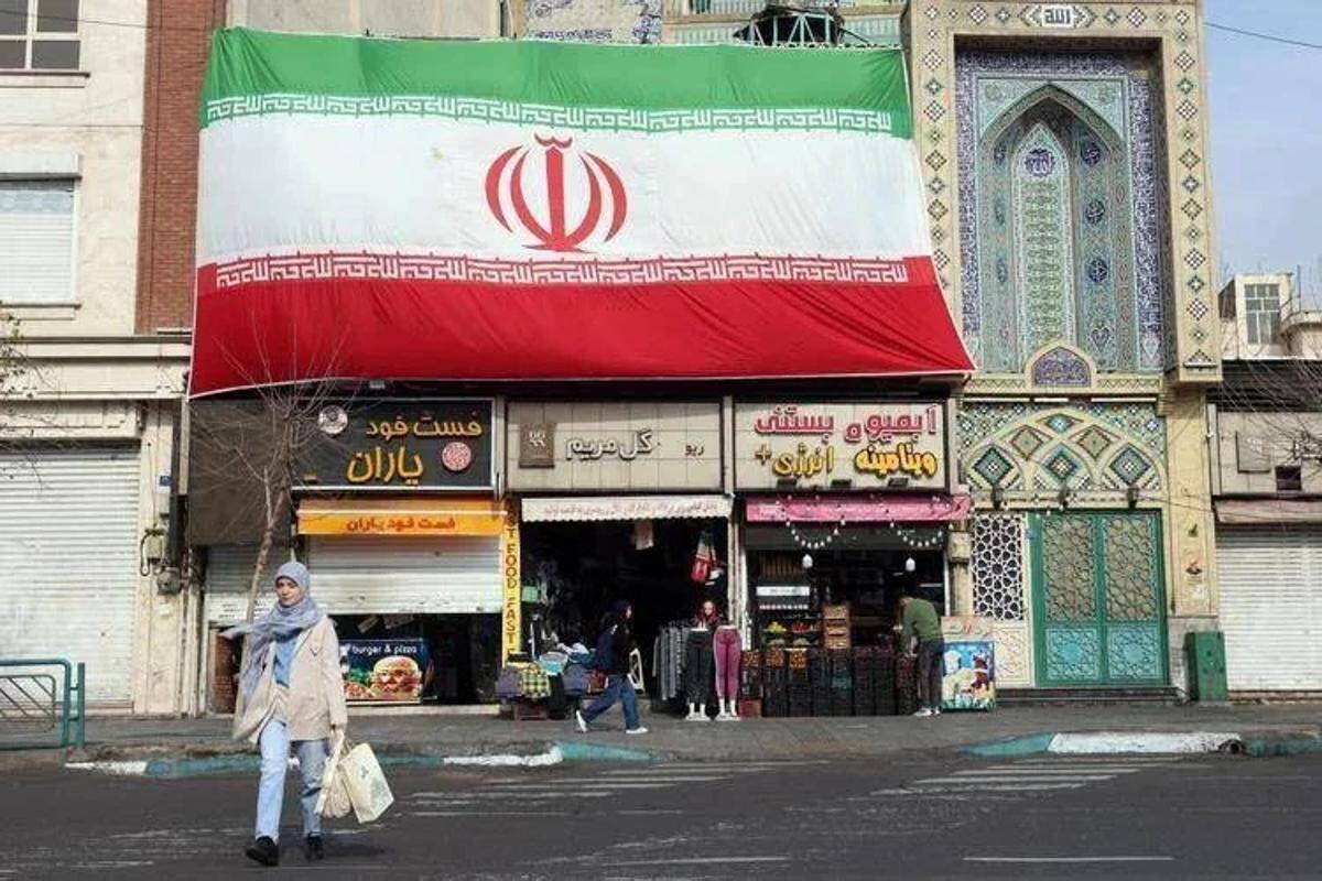 Iran, i falchi di Teheran invocano la bomba atomica: "E' il momento giusto" - 