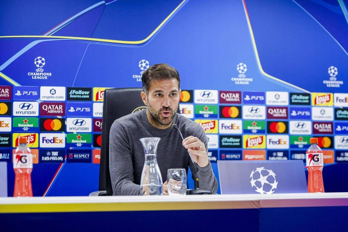 Fabregas sfida il Manchester United: "Sarà una serata storica, possiamo vincere se facciamo le cose come vanno fatte. Voglio restare a lungo con il Como" - 
