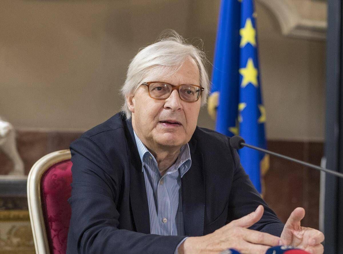 Sgarbi resta in Terapia intensiva al Gemelli e continua le terapie, condizioni critiche stabili - 