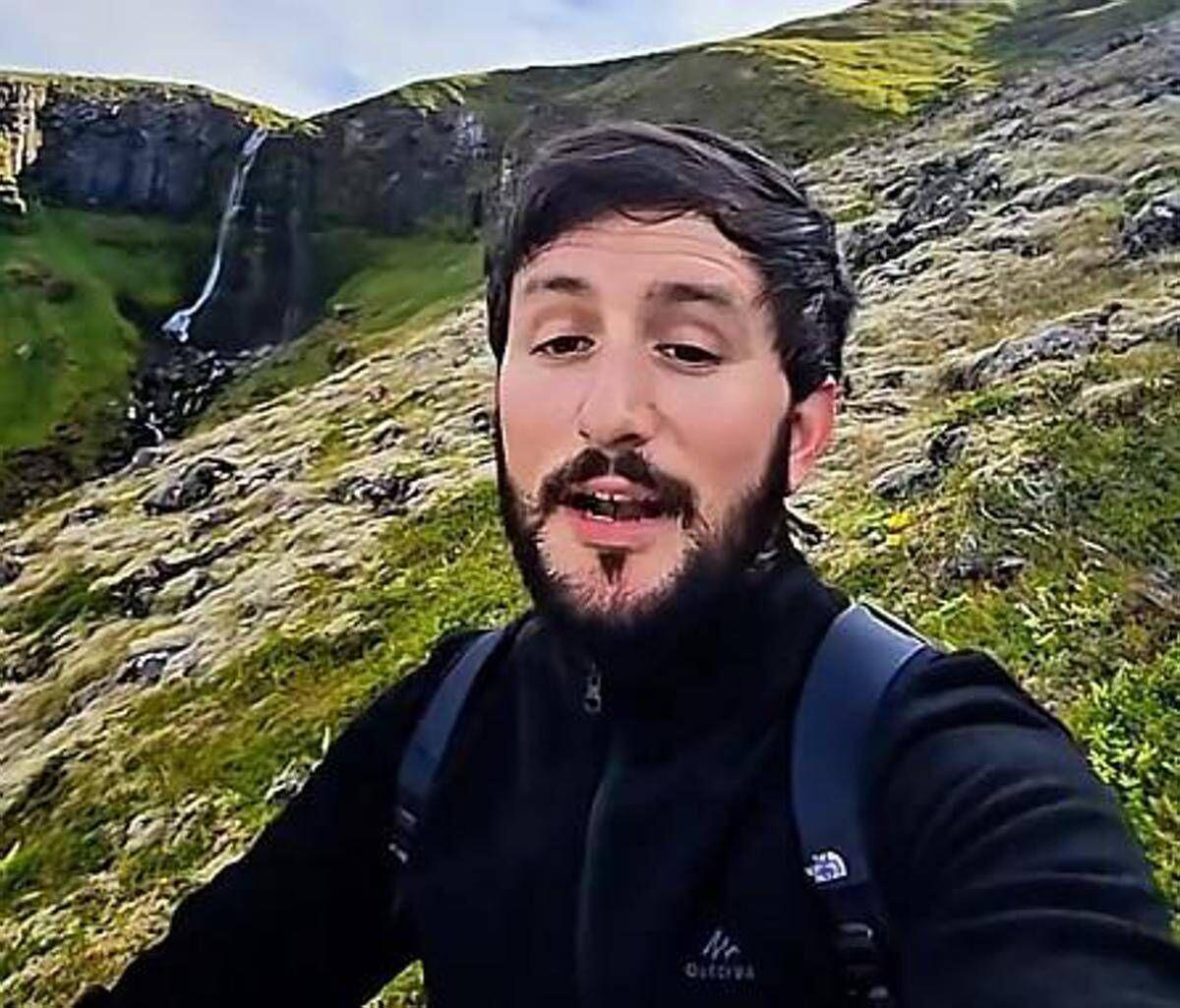 Ragazzo spagnolo si trasferisce in Islanda: "Qui lavoro due giorni a settimana con turni da 12 ore" - 