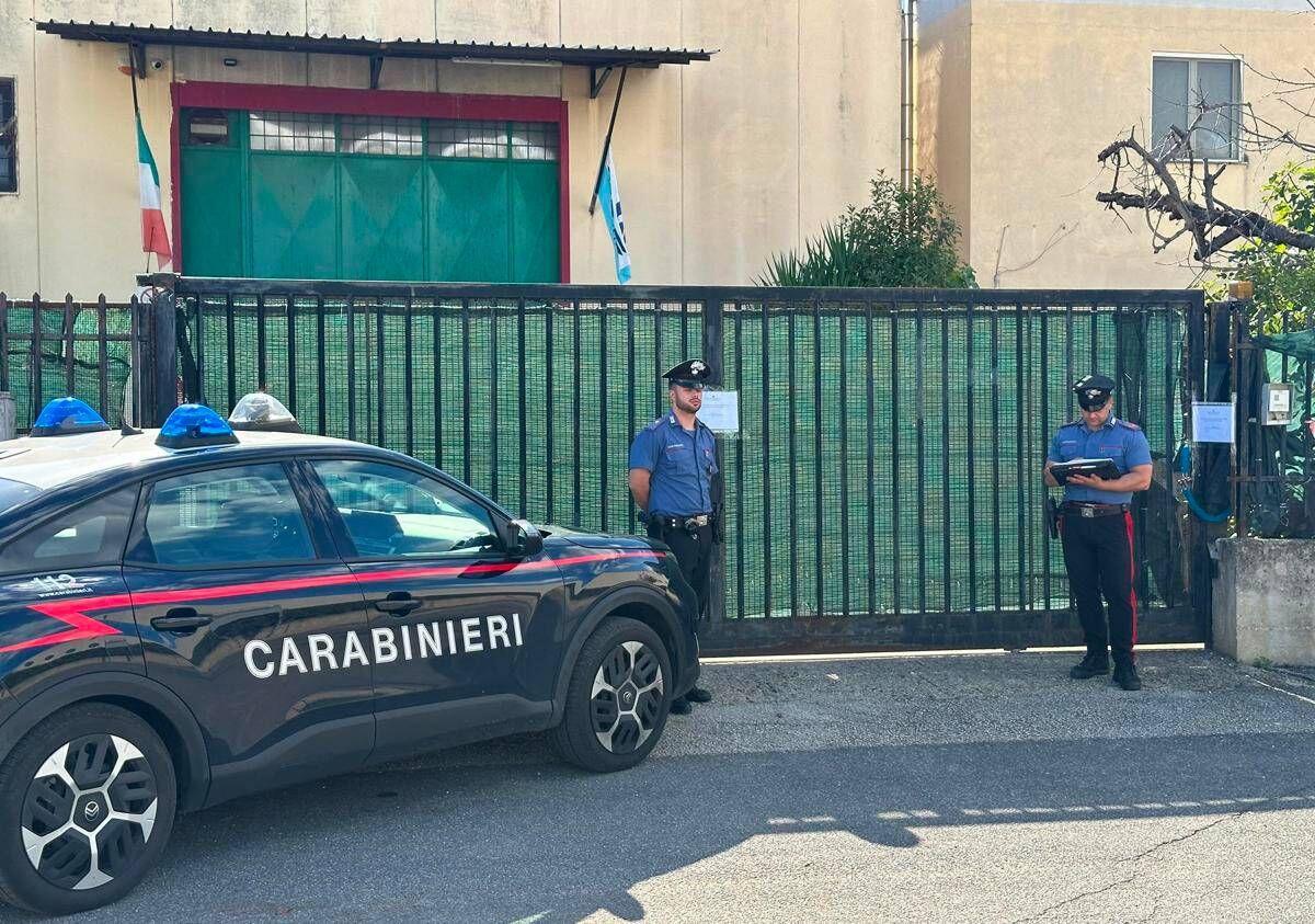 Precipita dal tetto di un capannone a Fiano Romano, morto operaio - 