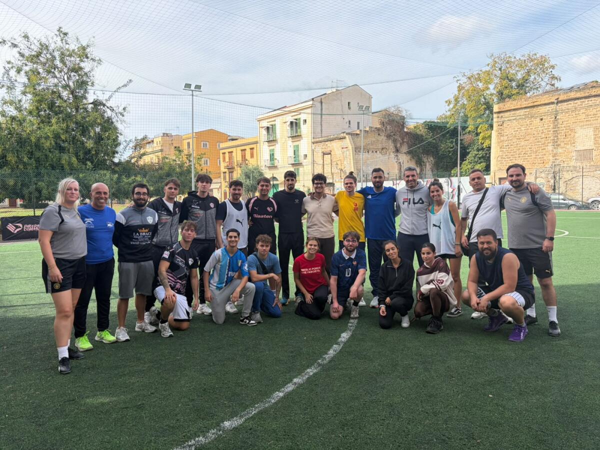 Piazza Magione, 25 Local Heroes formati da City Football Group per il progetto Palermo in the Community - 