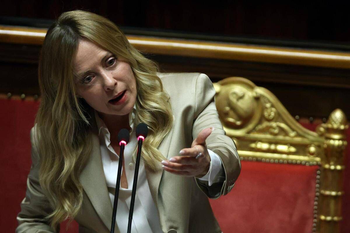 Meloni, pressing sull'Ue per l'energia e critica a Trump: "Rischiosa intesa su gasolio russo" - 