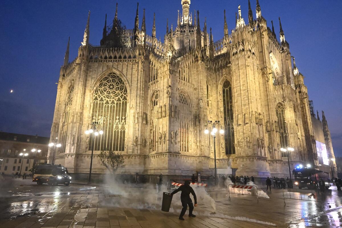 Decreto sui cortei: il Cdm approva il reato di «partecipazione violenta», pene e misure anche per i minorenni - 