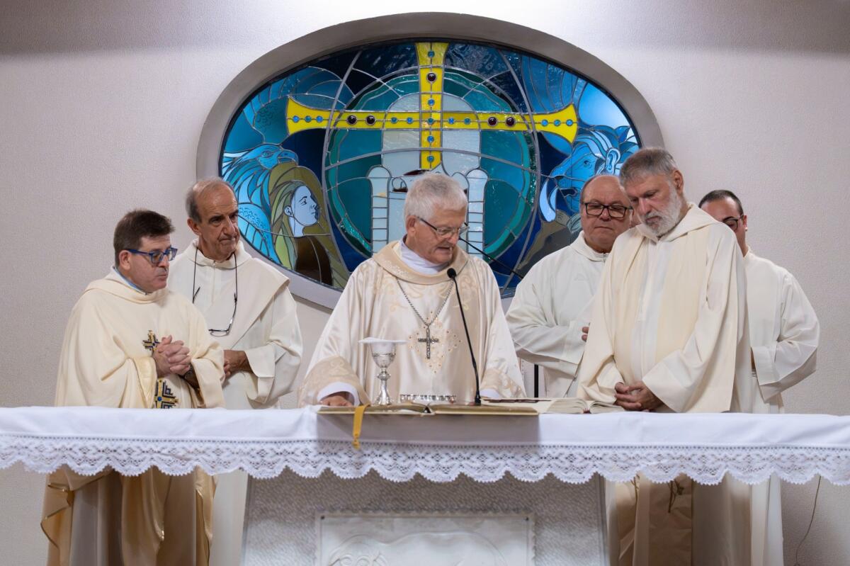 Trapani, Don Antonino Adragna festeggia 25 anni di sacerdozio come Cappellano della Polizia - 