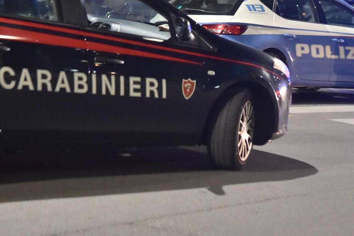 Prato, omicidio nella Chinatown: uomo ucciso a colpi di pistola e dato alle fiamme - 