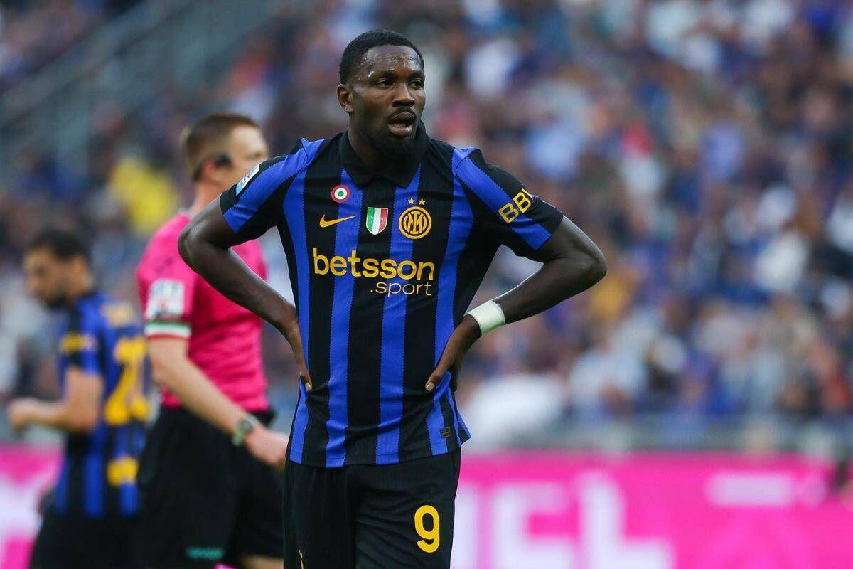 Bologna-Inter, i nerazzurri protestano per un rigore su Thuram: cos'è successo - 