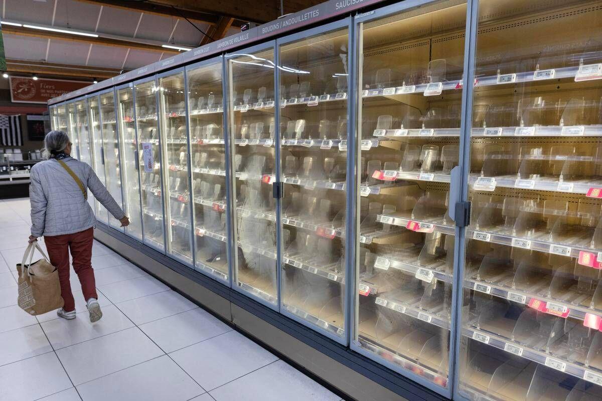 Francia, attacco informatico ai supermercati: centinaia di frigoriferi fuori uso - 