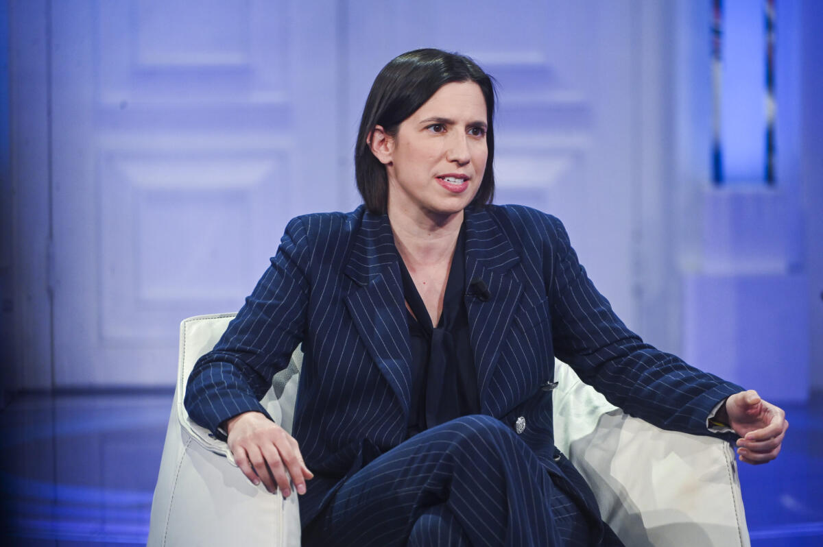 Schlein: "Inaccettabile usare i violenti per coprire le proteste" e attacco a Meloni - 