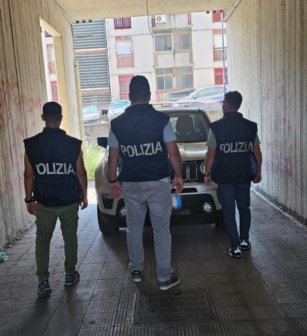 Smantellata piazza di spaccio a Barriera: due arresti in flagranza e crack-room sotto videosorveglianza - 