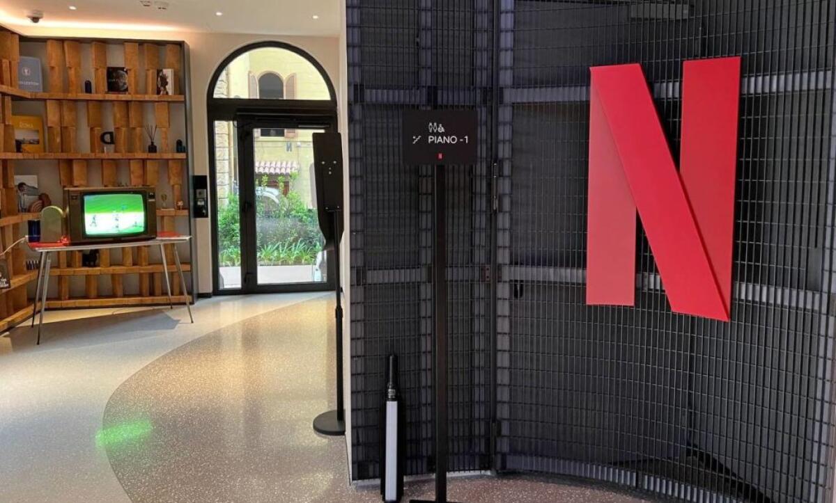 Netflix annuncia tagli: circa 1.000 posti, il 6% della forza lavoro - 