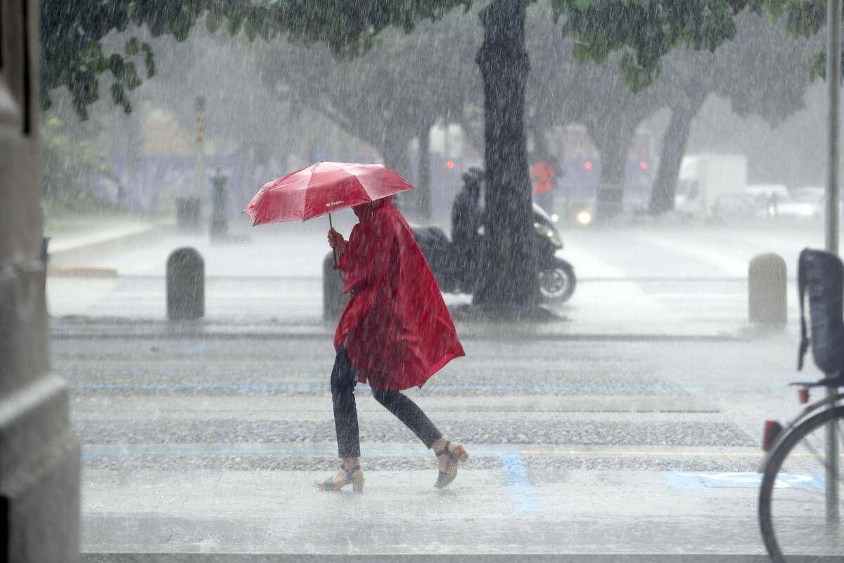 Maltempo, scuole chiuse per allerta meteo venerdì 9 ottobre: l'elenco dei comuni interessati - 