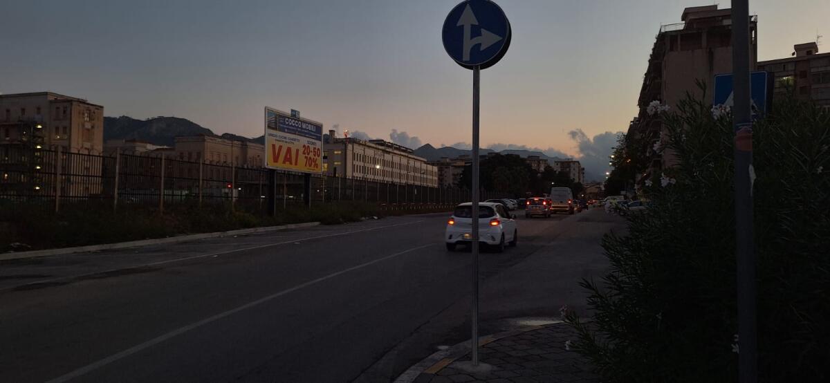 Al via i lavori per il nuovo impianto di illuminazione in via Carmelo Lazzaro: 46.000 € e 6 nuovi corpi illuminanti - 