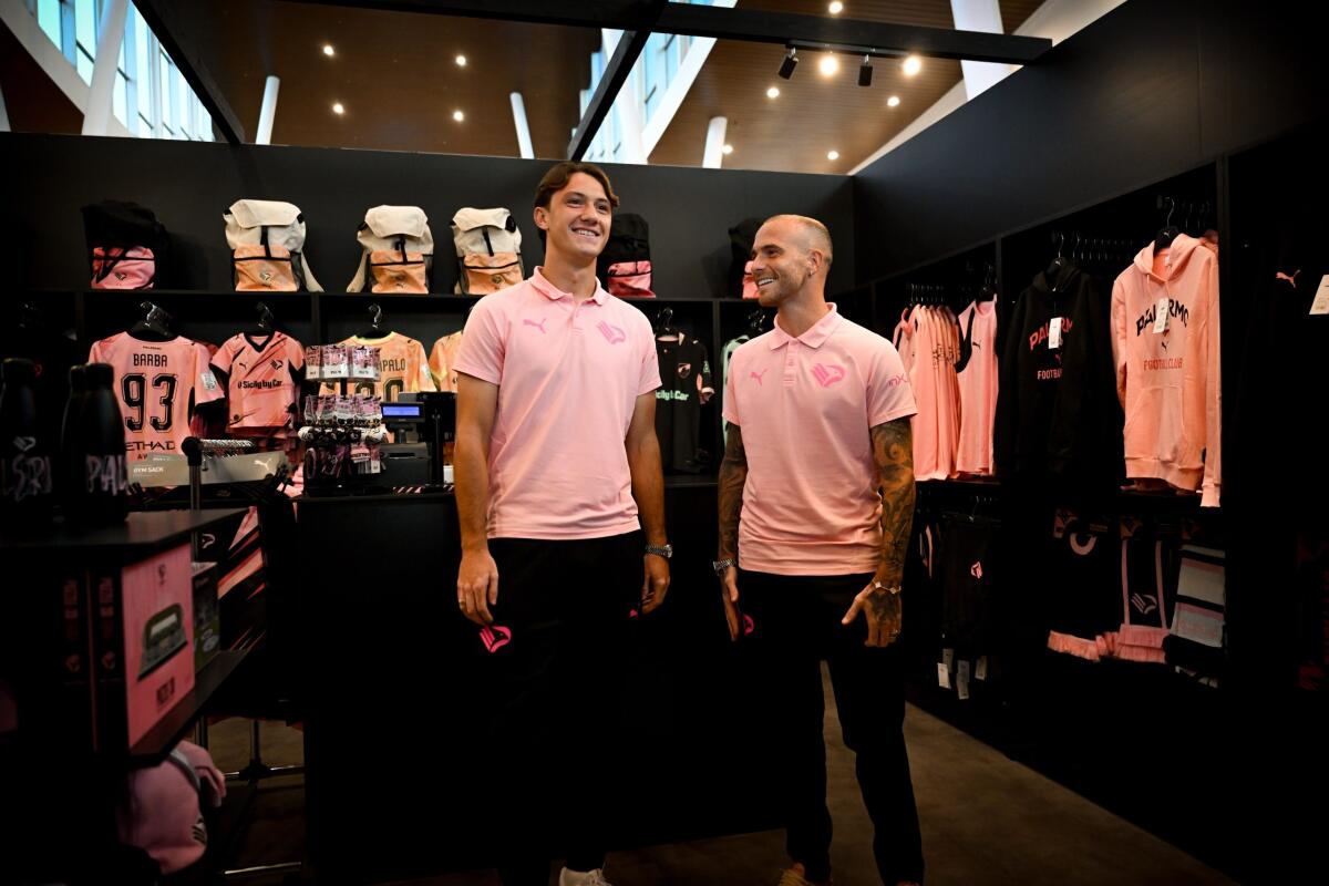Inaugurato al Forum il nuovo store ufficiale del Palermo FC - 