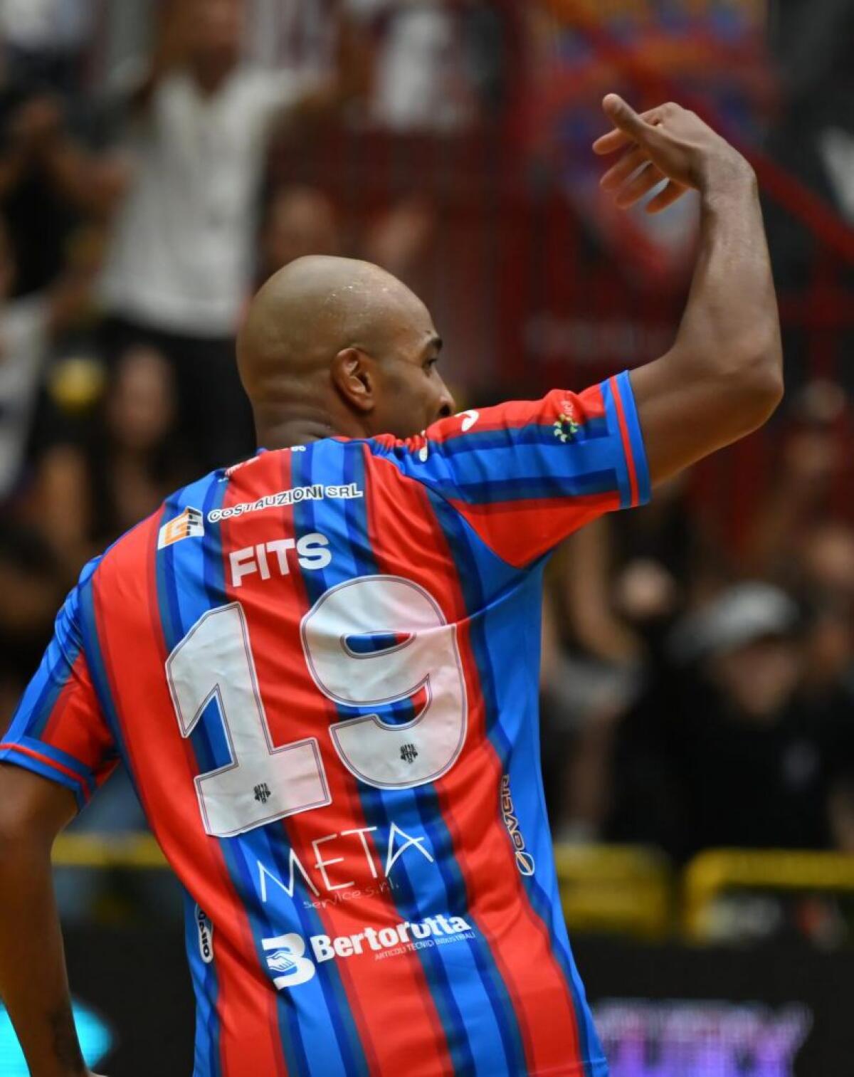 Impresa in quattro minuti: la Covei Meta Catania Bricocity rimonta e sbanca Avellino 5-3 - 