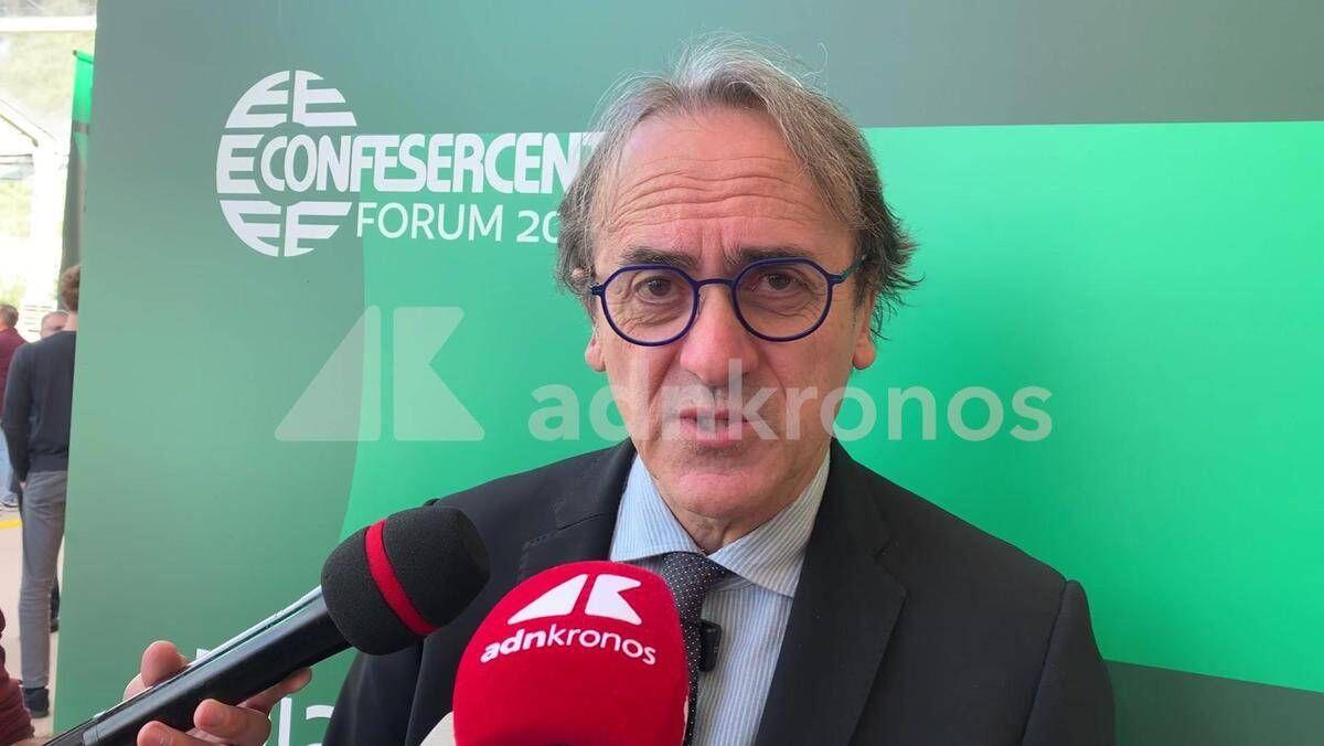 Bonelli: "Vicini al piccolo commercio, supporto per calendarizzare proposta di legge Confesercenti" - Video - 