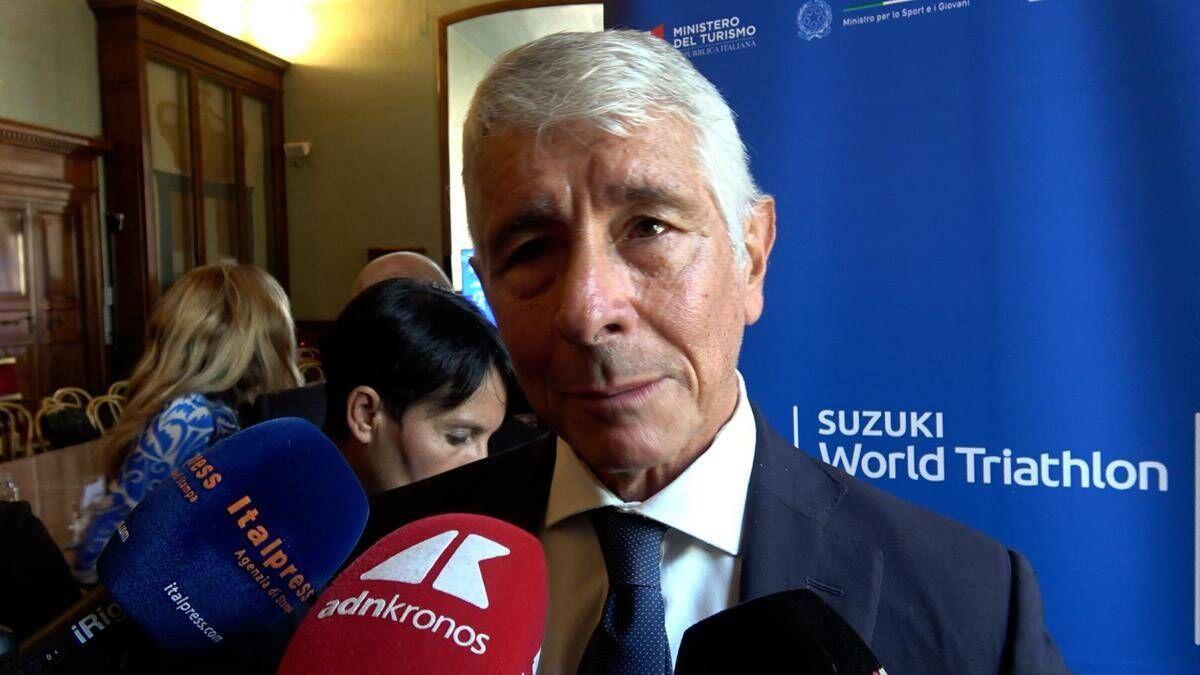 Triathlon, Abodi: "Continueremo a sostenere la Federazione, questa disciplina merita di crescere" - 