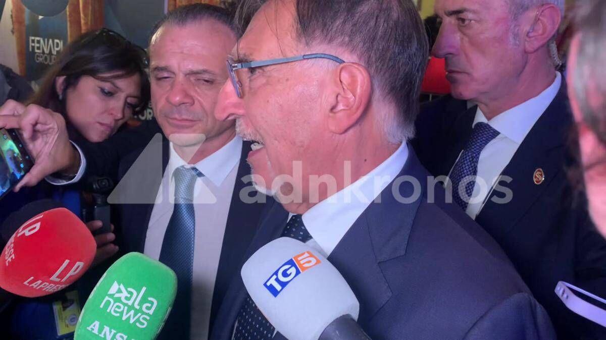 Cortei, La Russa: "Ritirare querela contro Ponzani? Ci penserò" - Video - 