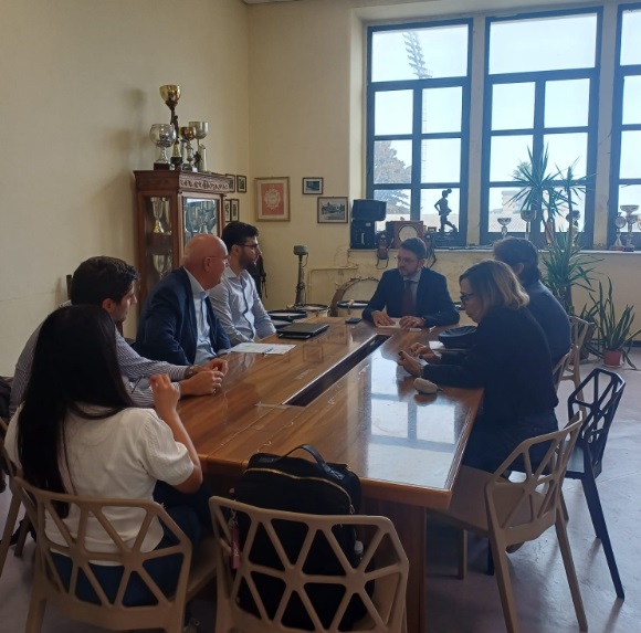 Catania, Grasso convoca Enel sui cantieri: impegni per riasfaltature e cantieri sicuri - 