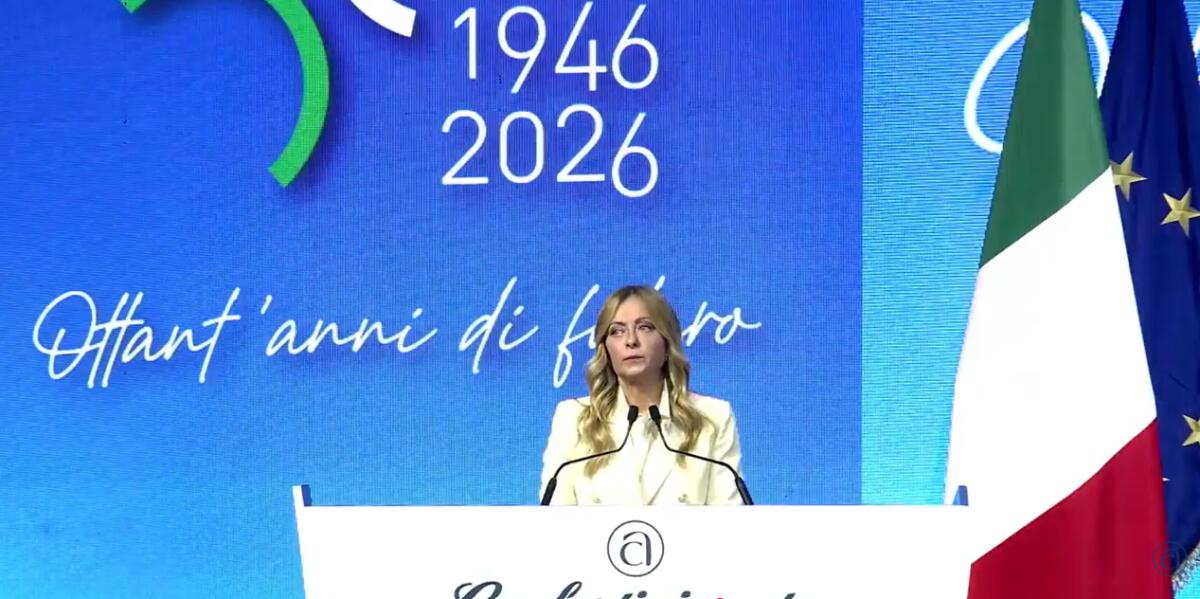 Manovra, Meloni: «Con la legge di bilancio risposte sul salario dei giovani» - 