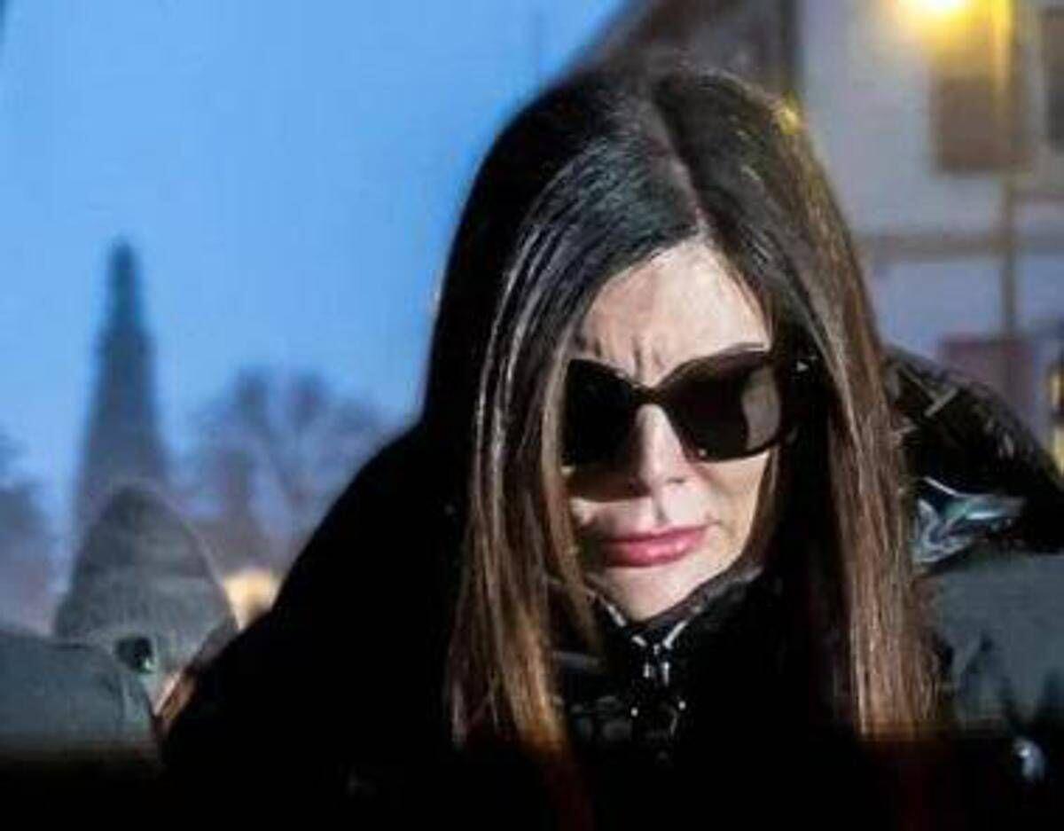 Strage di Crans Montana, Jessica Moretti chiede l'indennità di infortunio - 