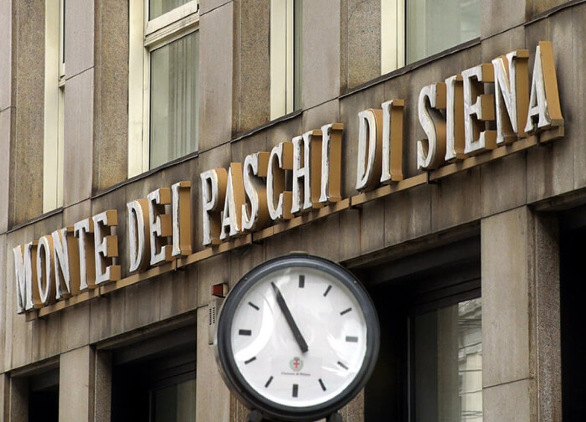 Mps, assemblea boccia la fusione con Mediobanca: contrari oltre il 63% - 