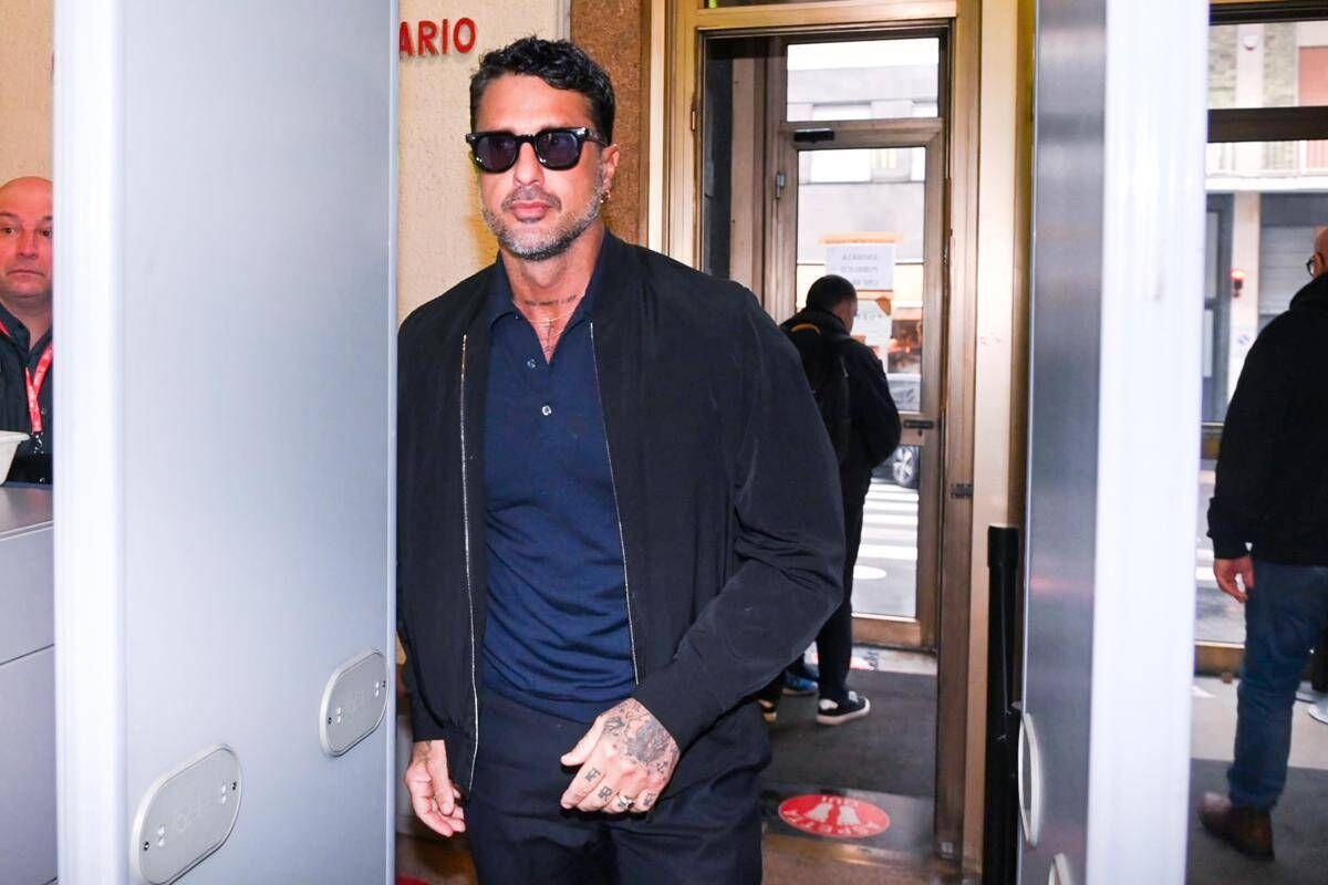 Fabrizio Corona senza patente fugge ad alt carabinieri, denunciato - 