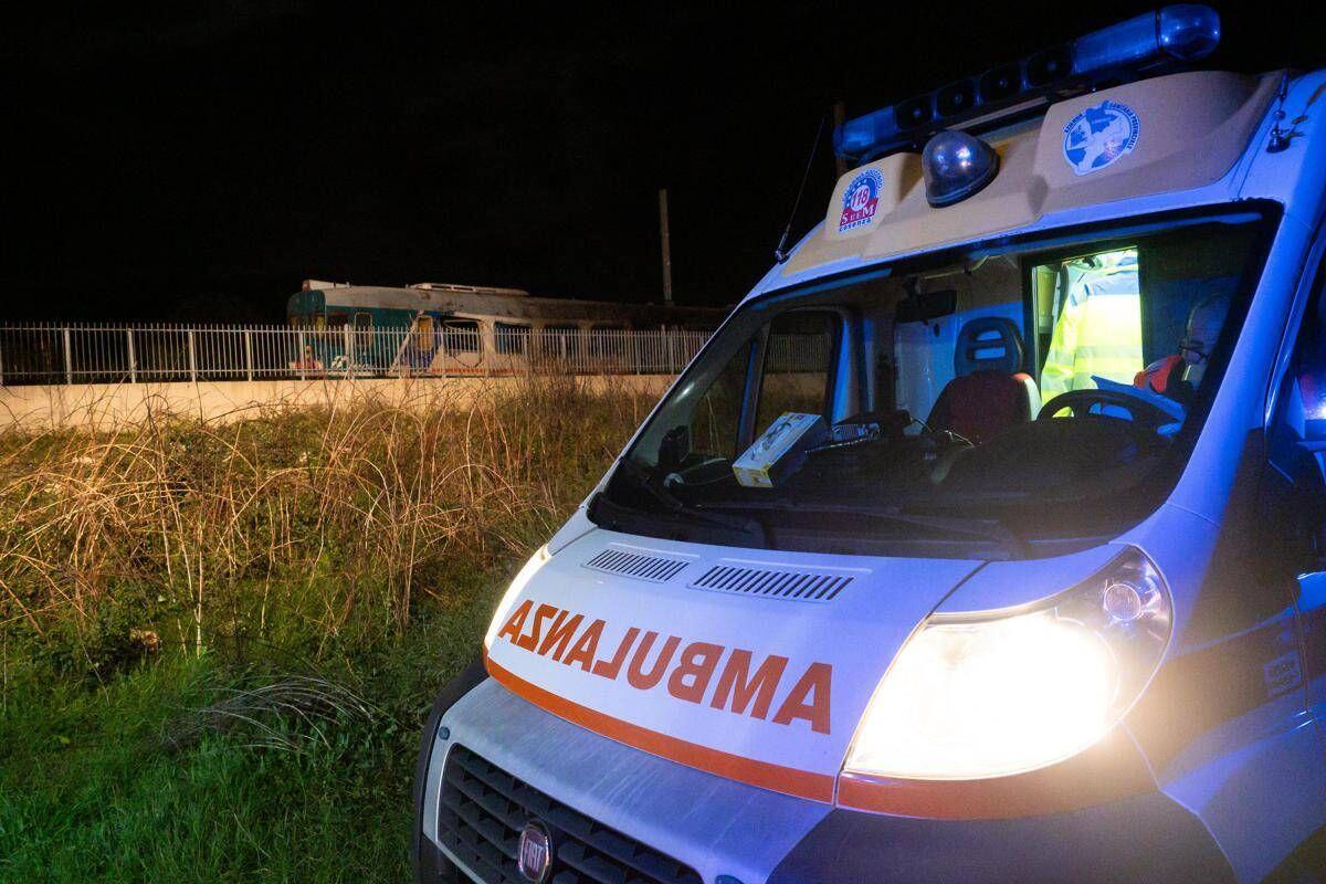 Morti sospette in ambulanza, slitta il processo a Luca Spada. Ira dei familiari della vittima: "Inorriditi da selfie con le bare" - 