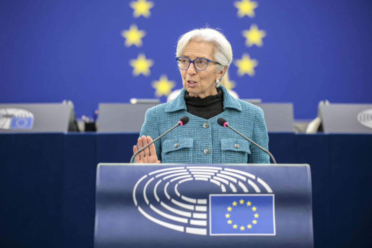 Lagarde verso la presidenza del World Economic Forum: possibile dimissione anticipata dalla BCE prima delle presidenziali francesi - 