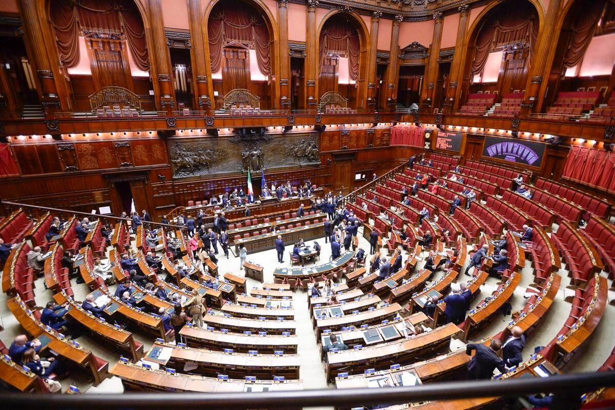 Legge elettorale, dalla Camera via libera alla fiducia su art.1 e 2. Opposizioni: "Incostituzionale" - 