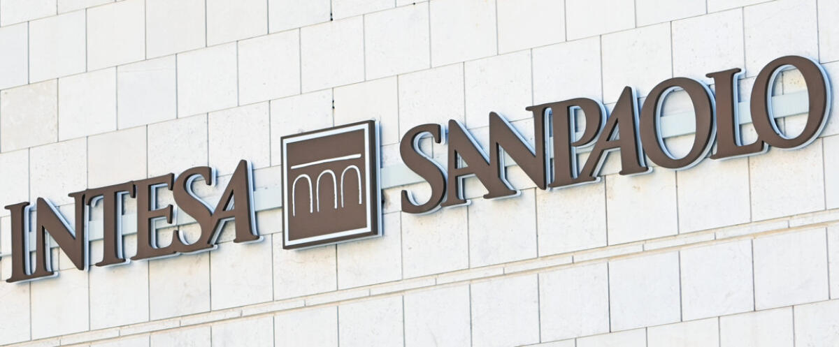 Risiko bancario: Intesa e Mps rimbalzano a Piazza Affari dopo l'impegno di Delfin sull'Opas - 