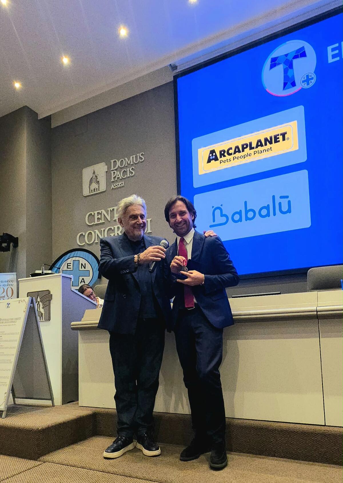ENPA Awards ad Assisi: l'assessore Fabrizio Ferrandelli premiato per la tutela degli animali - 